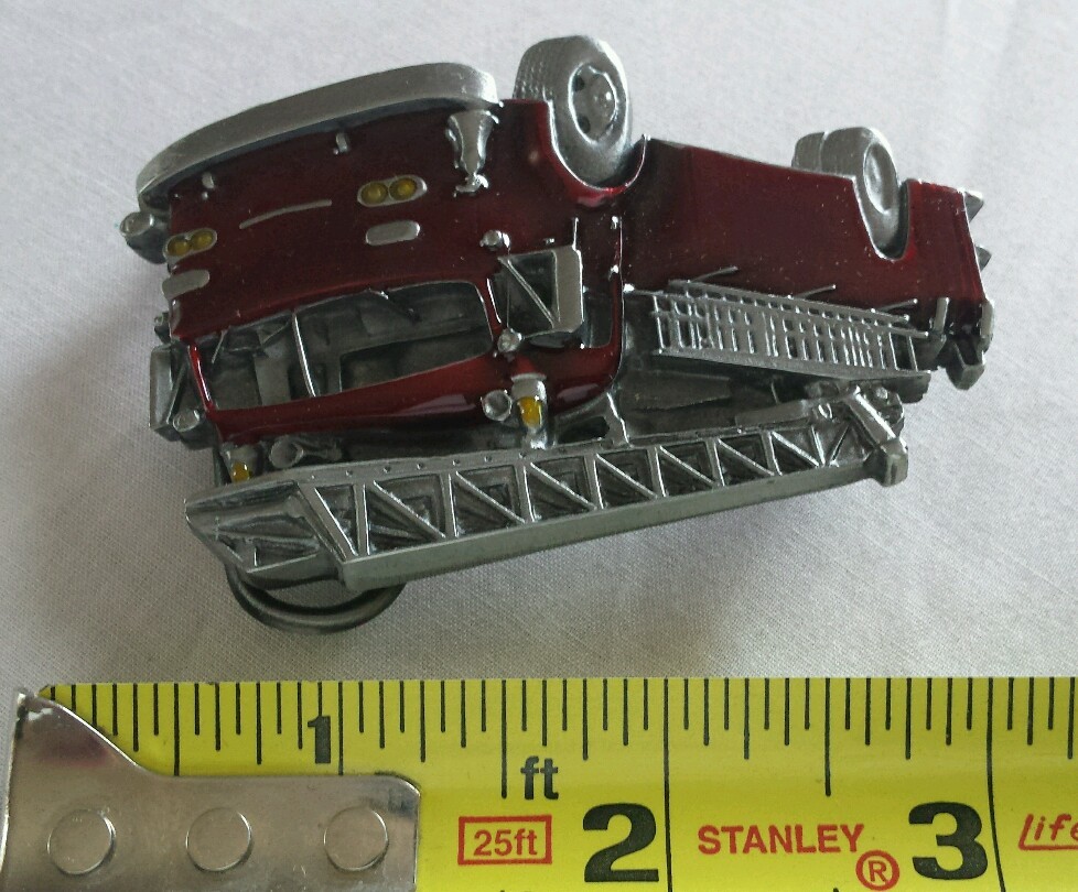 RED FIRE LADDER TRUCK SHAPED CUTOUT BELT BUCKLE BERGAMOT BRASS WORKS USA 1978