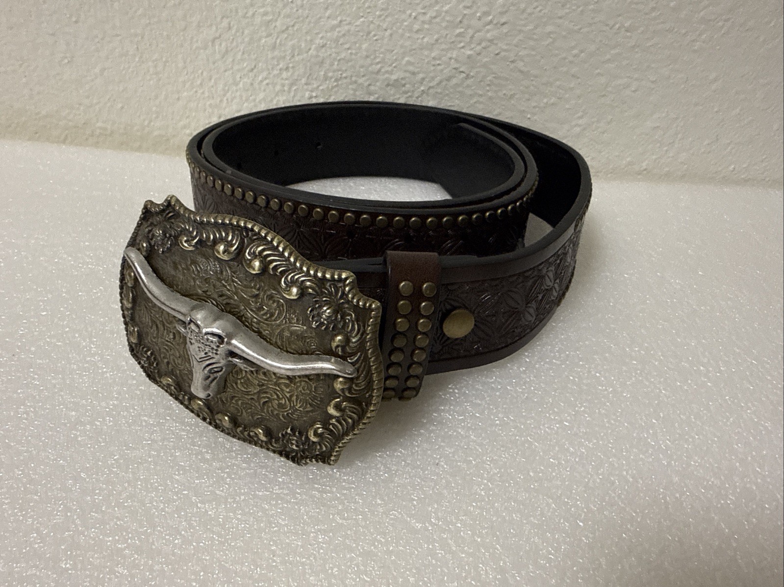 Men’s Size 33&Prime;-38&Prime; Brown Embossed Western Belt W/ Longhorn Buckle, Studded Edge