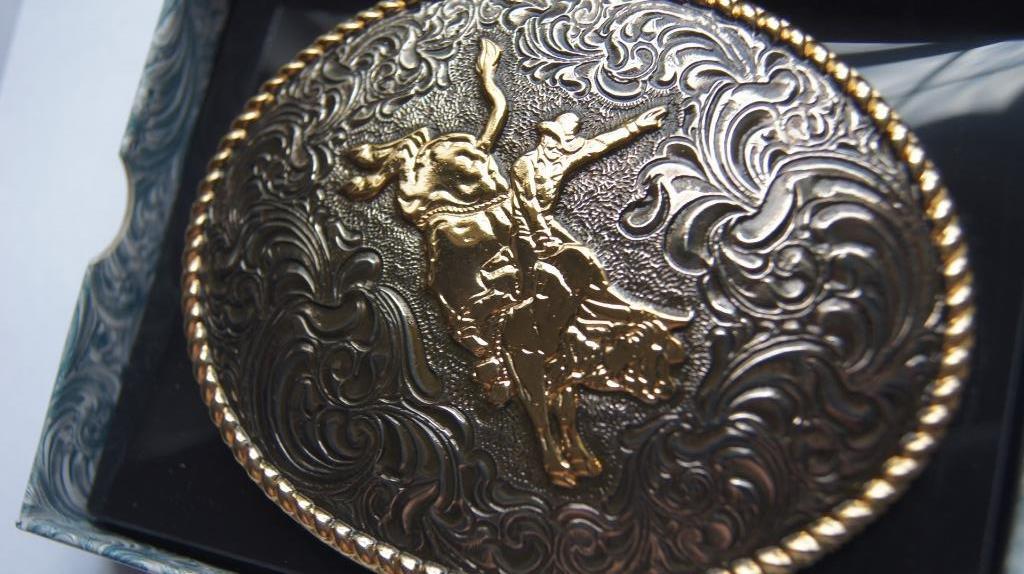 Crumrine M&F Western Oval BULL RIDER Belt Buckle c02105