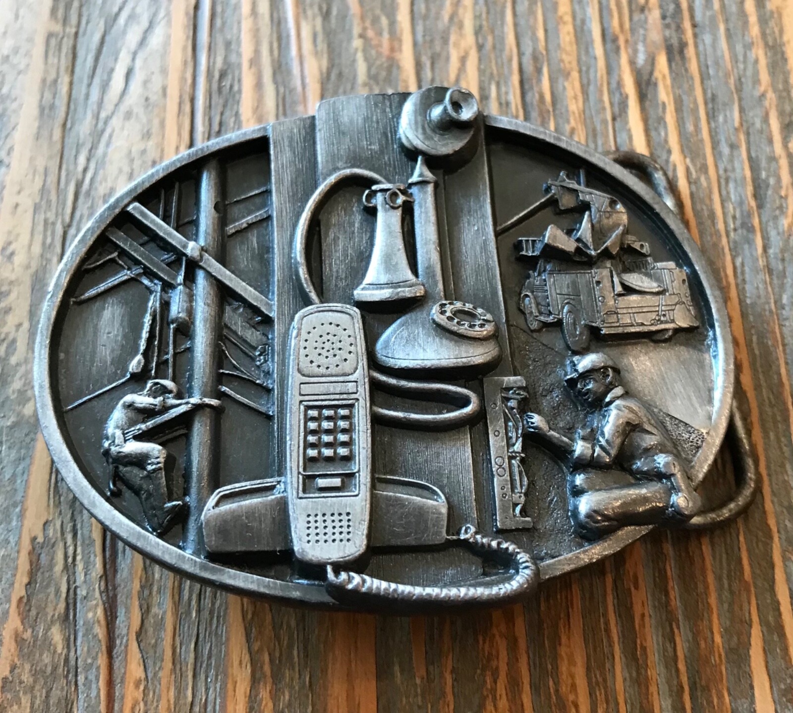 1988 SISKIYOU Telephone Communications Lineman Belt Buckle Z-50 U.S.A.