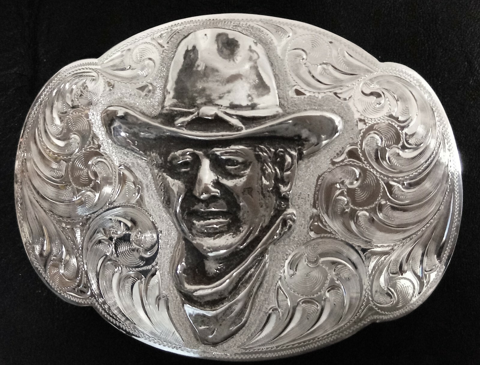 JOHN WAYNE  « The Duke » belt buckle