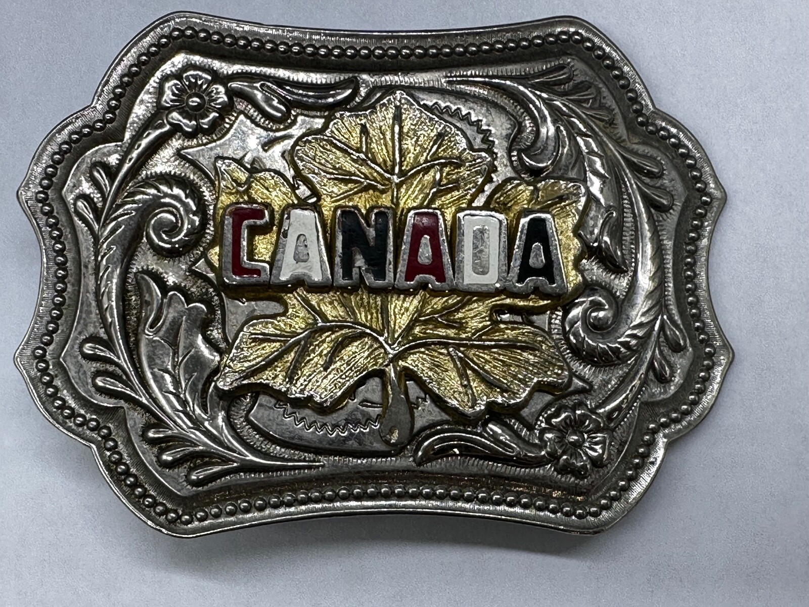 ESTATE SILVER TONE BELT BUCKLE CANADA MAPLE LEAF FLORAL MEN WOMEN UNISEX