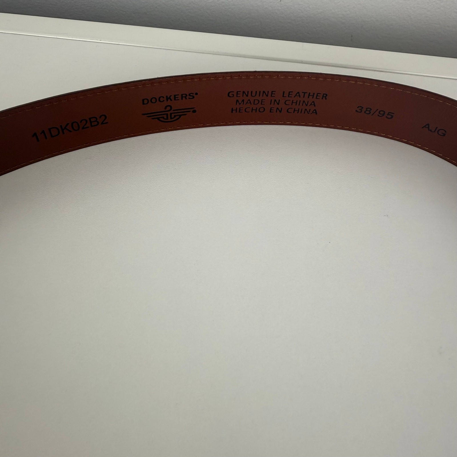 NWT Dockers Mens Genuine Leather Brown Silver Grey Buckle Dress Thick Belt 38/95