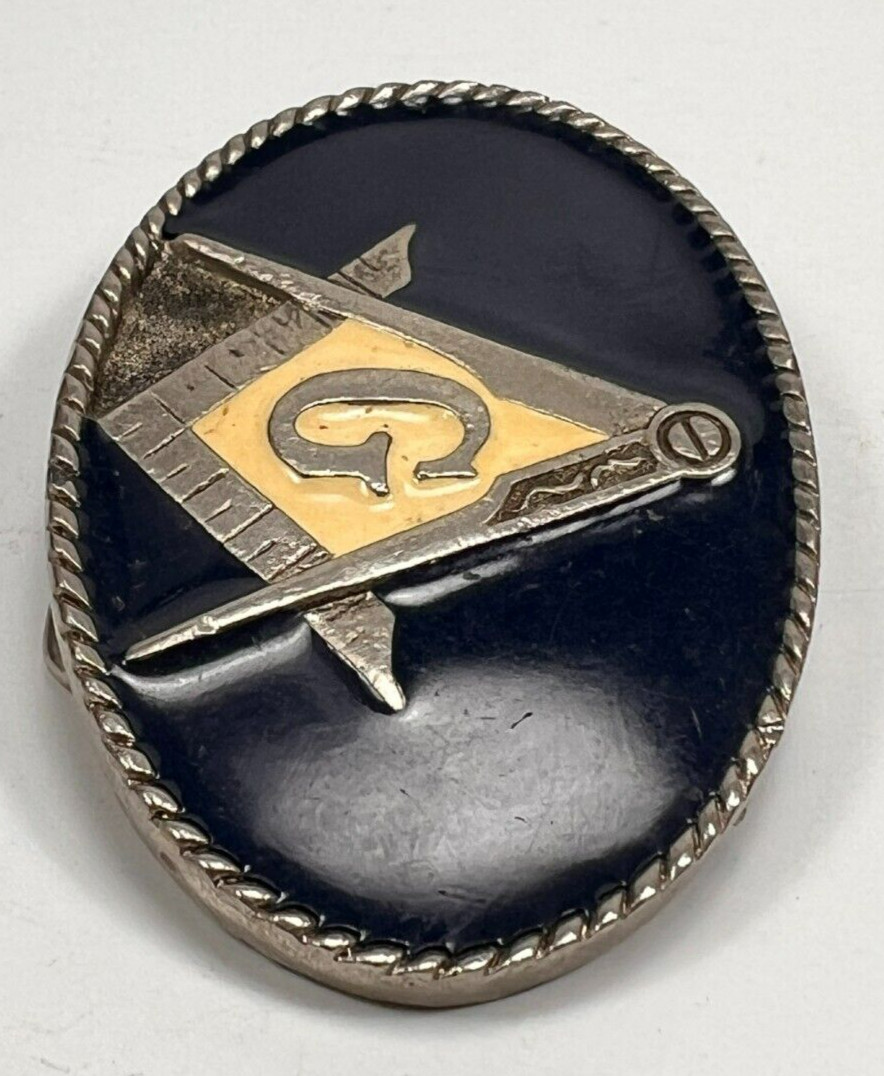 Masonic Freemason Belt Buckle Blue and Cream Enamel Rope Border