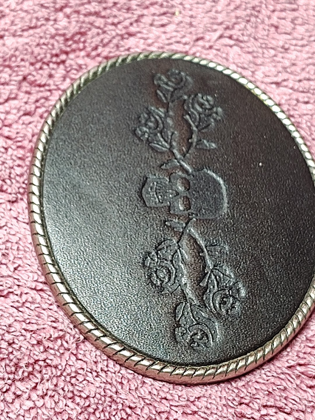 Skull With Roses & Brambles Belt Buckle on Stamped Black Leather 3.75&Prime; x 3&Prime;