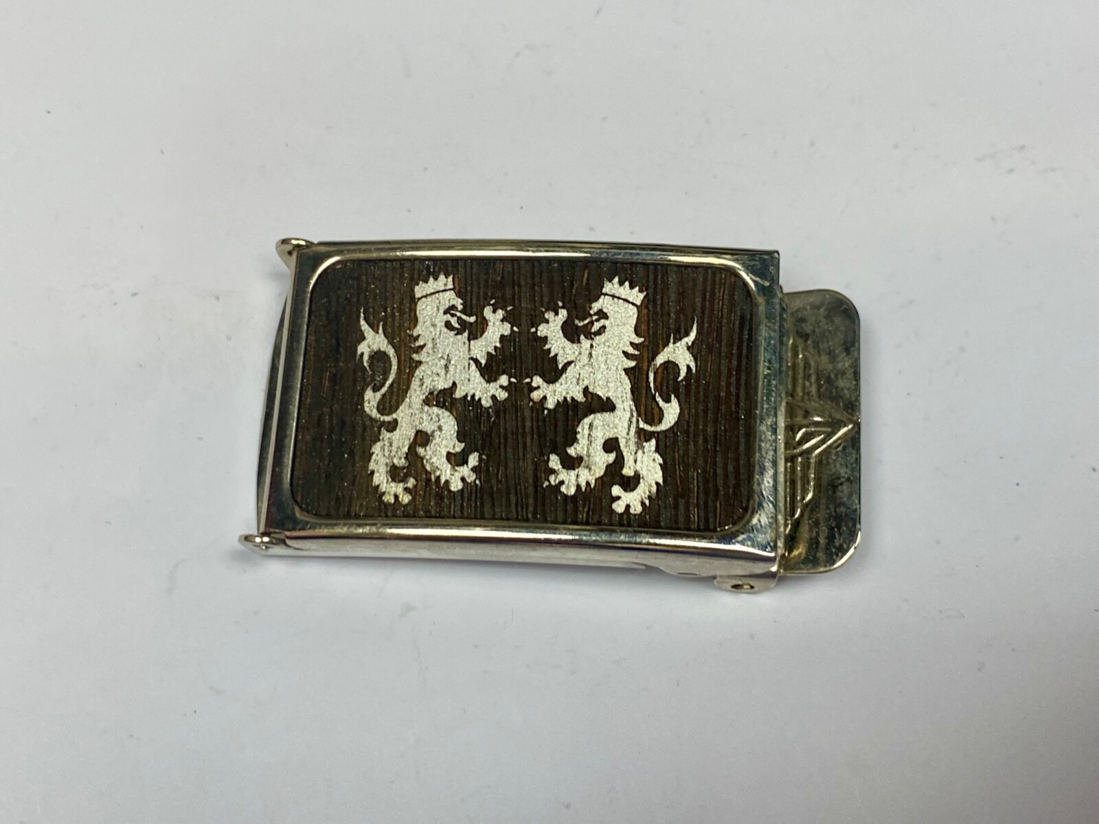 Crowned Griffon Lion&rsquo;s Family Crest Graphic Faux Wood Grain Belt Buckle