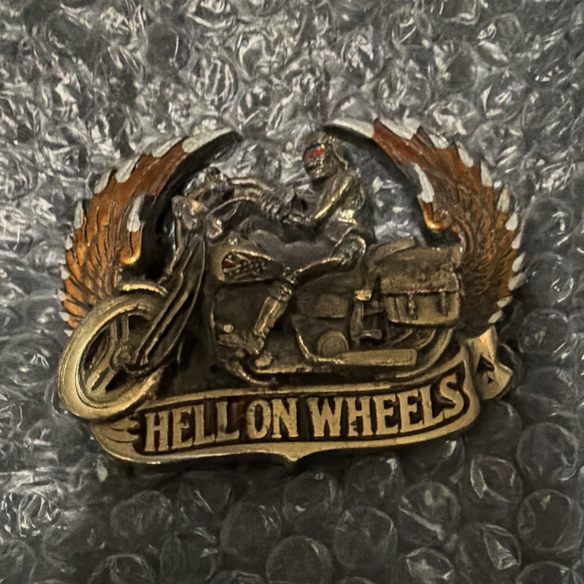 Men&rsquo;s « Hell on Wheels » Motorcycle Biker Belt Buckle, Metal, Fits 1.5 in Belt