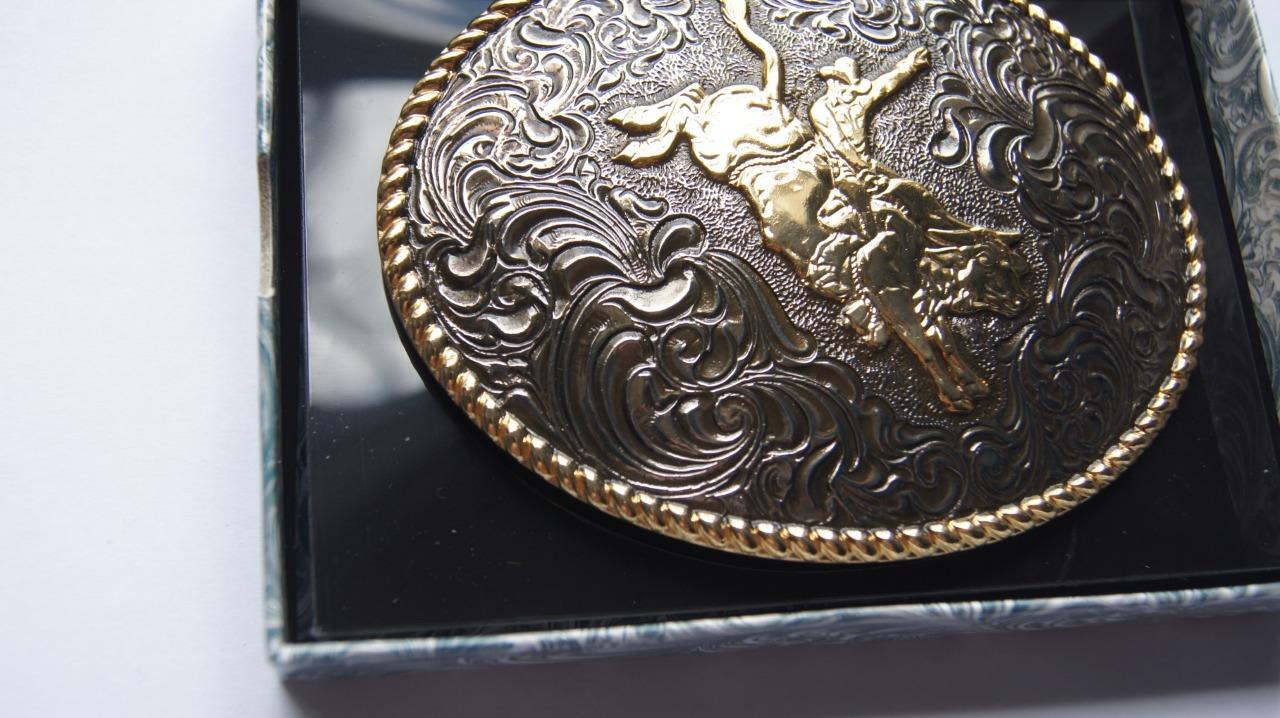 Crumrine M&F Western Oval BULL RIDER Belt Buckle c02105