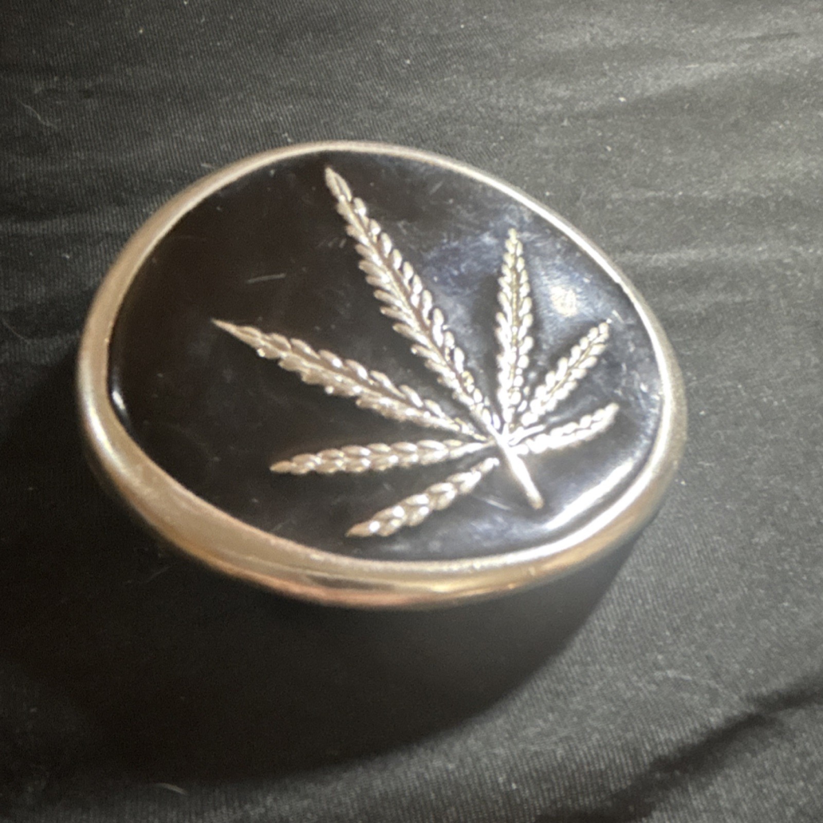 Black Silver Round Metal Cannabis Leaf Design Men&rsquo;s Western Belt Buckle Novelty
