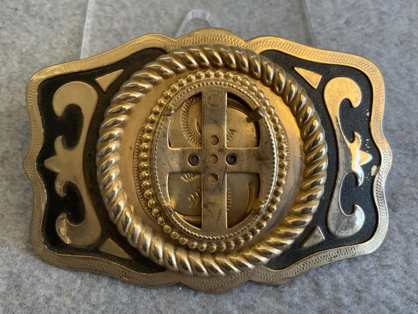Western Belt Buckle Brass & Black Enamel 1.5&Prime; Strap Fit Cowboy Rodeo Style