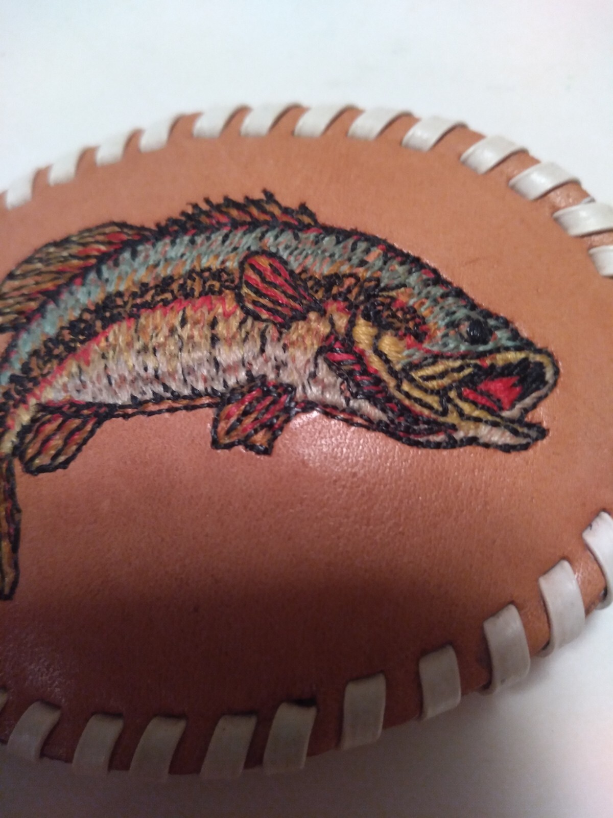 New Mens/Boys Tan Leather Fish Bass 4.5×3.0 Oval Laced Edge Belt Buckle