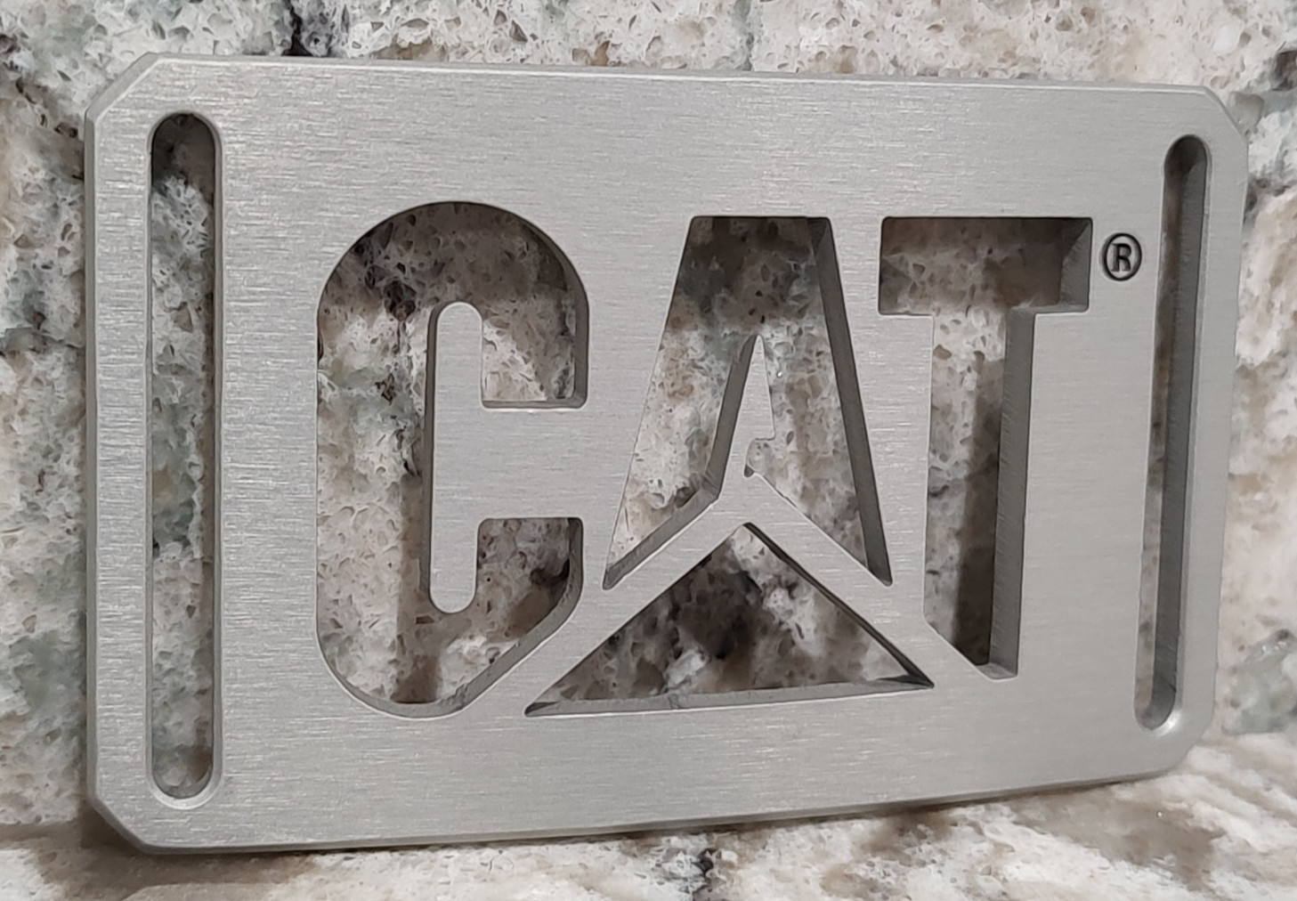 GRIP6 BELT BUCKLE – CAT / CATERPILLAR EQUIPMENT – GRANITE SILVER – 1.5 INCH WIDE