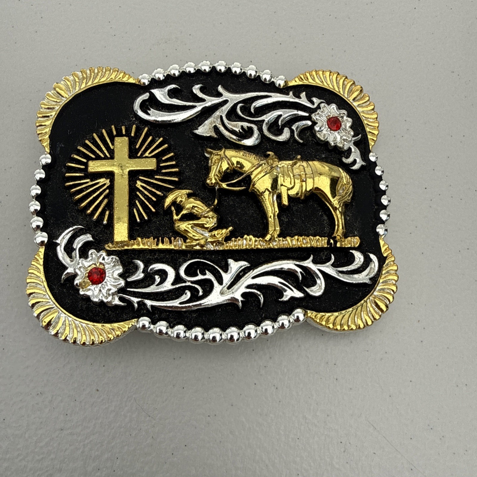 PRAYING COWBOY BELT BUCKLE WESTERN RODEO FASHION HORSE FAITH CROSS RELIGIOUS
