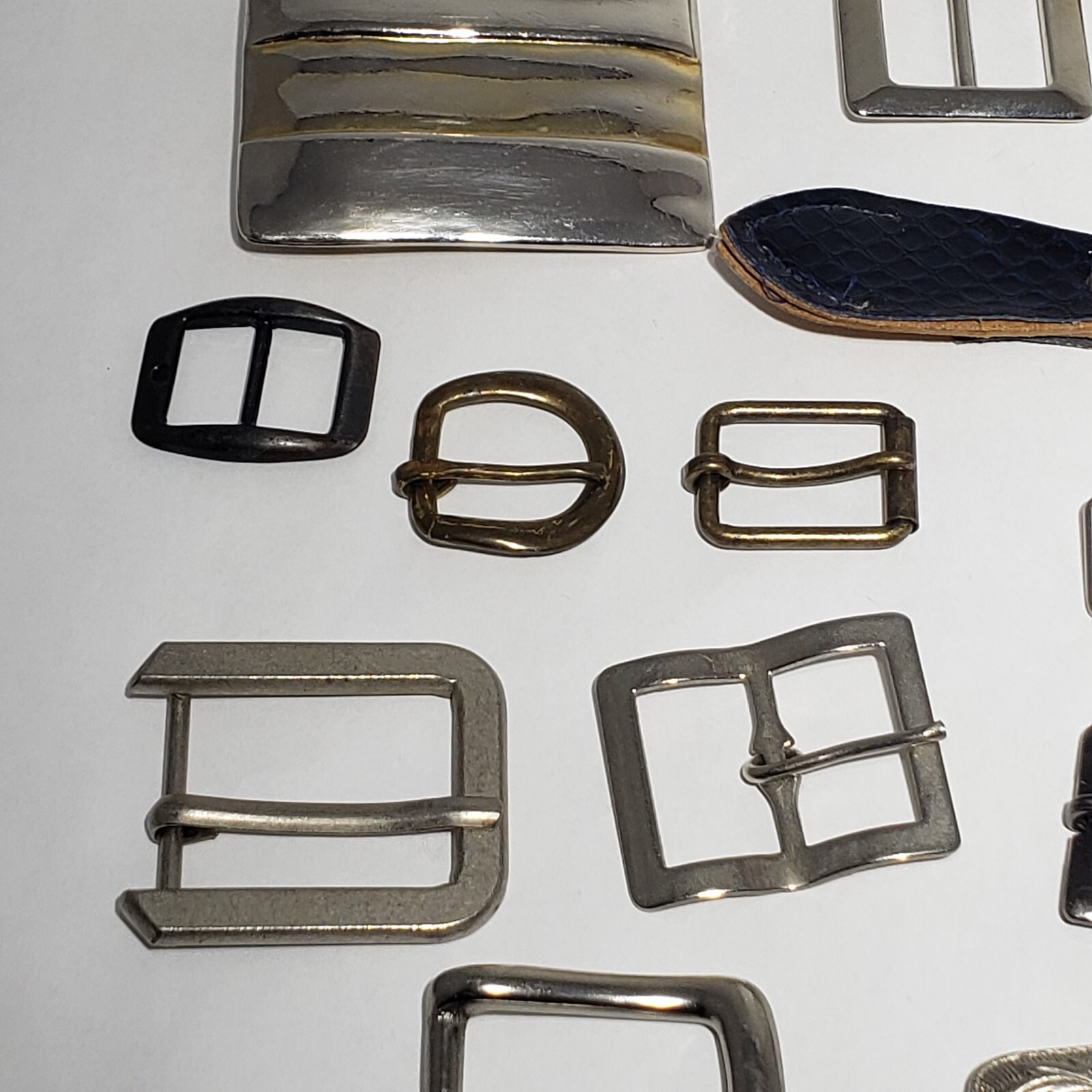 Vintage Mixed Lot of 26 Metal Belt Buckles