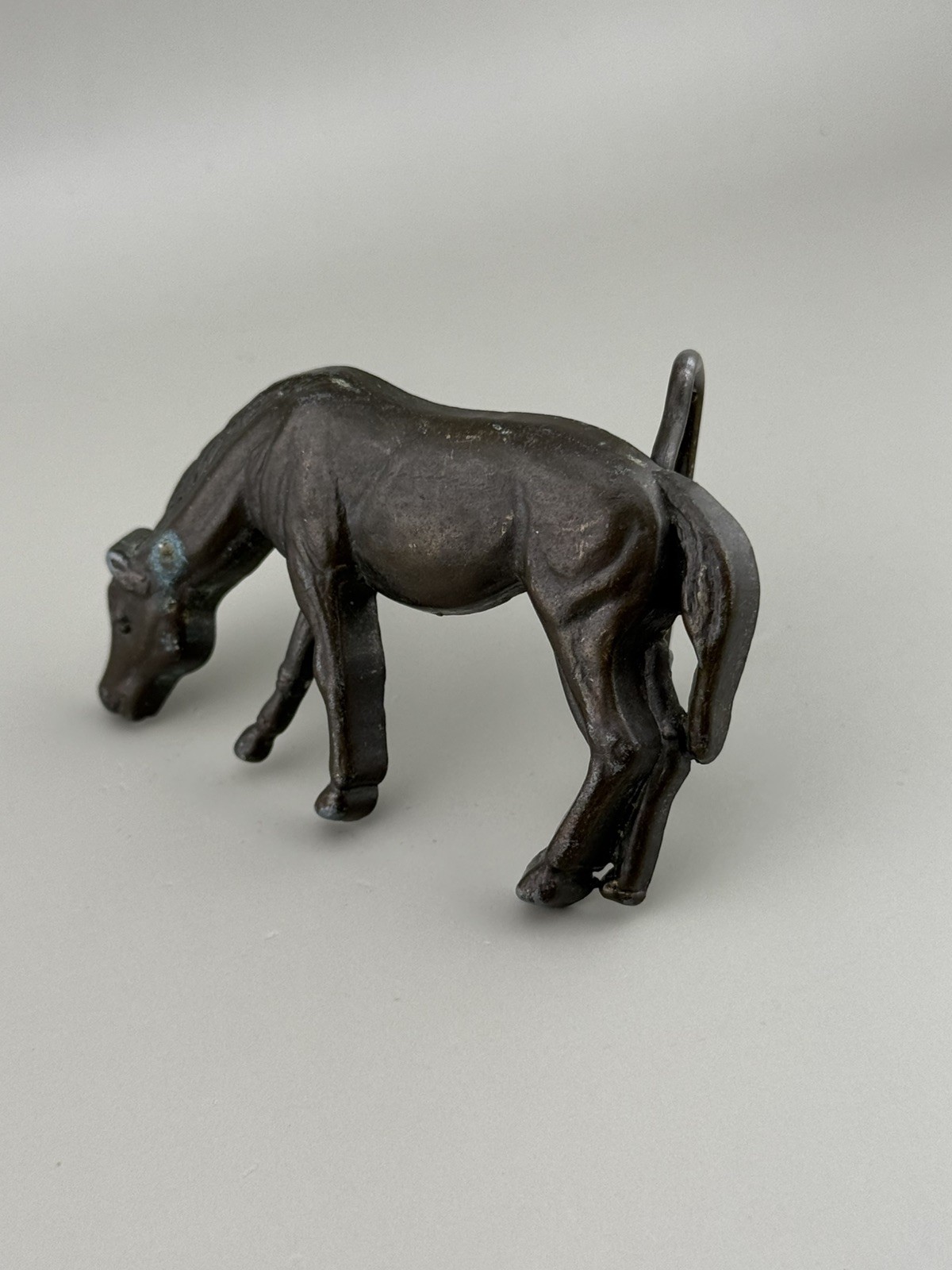 Sculptural Grazing Horse Belt Buckle Equestrian Bronze Tone