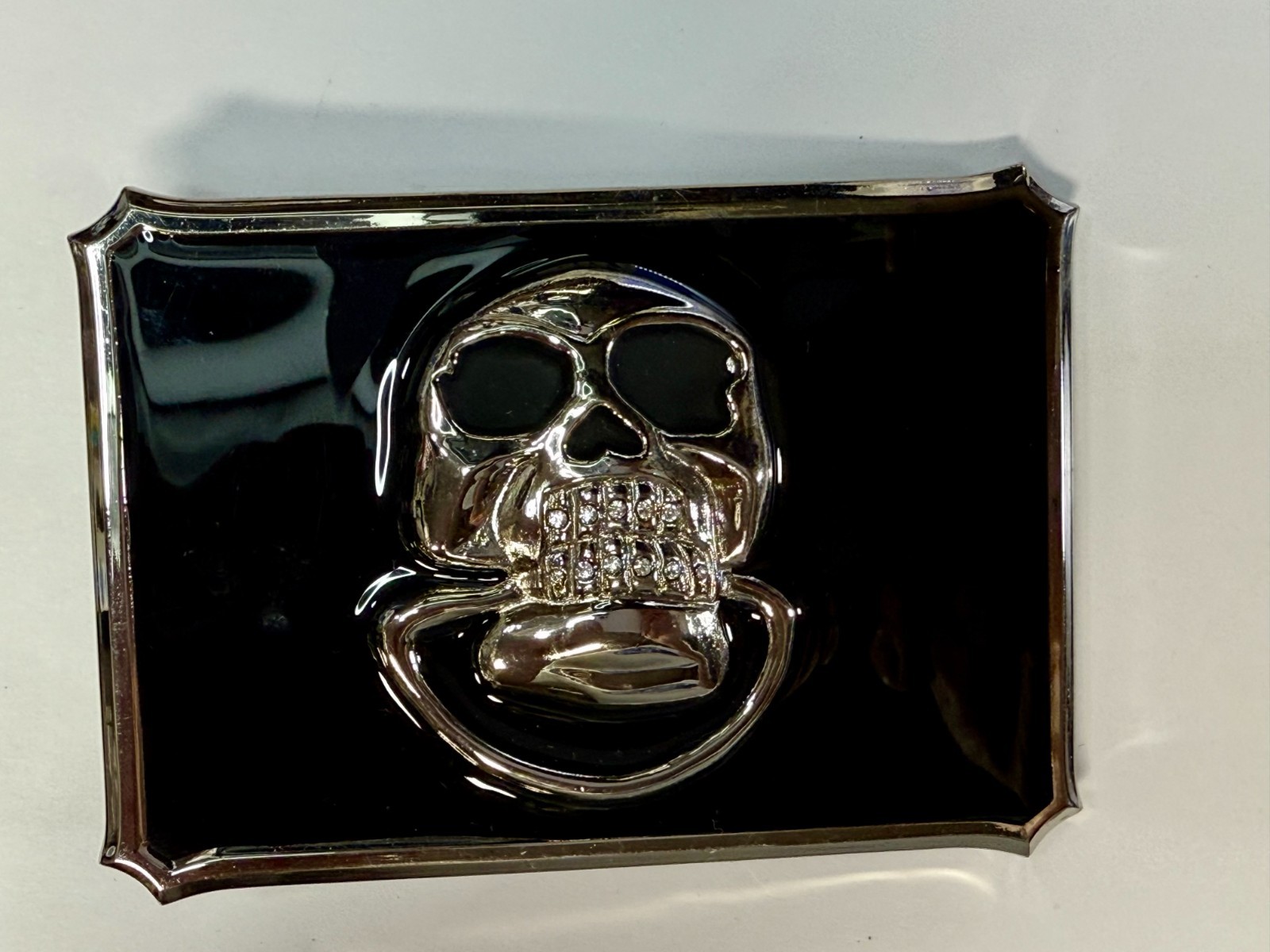 Door knocker Skull Head with Clear Rhinestone Teeth Gothic Punk Lg Belt Buckle