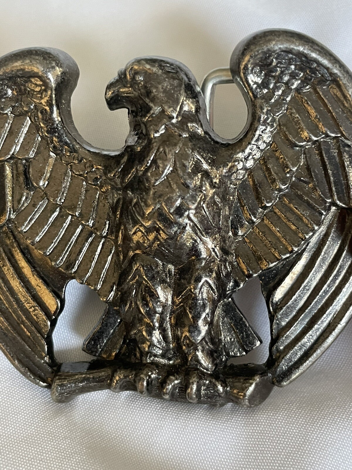 Vintage Avon American Eagle Patriotic Pewter Belt Buckle 2.5”