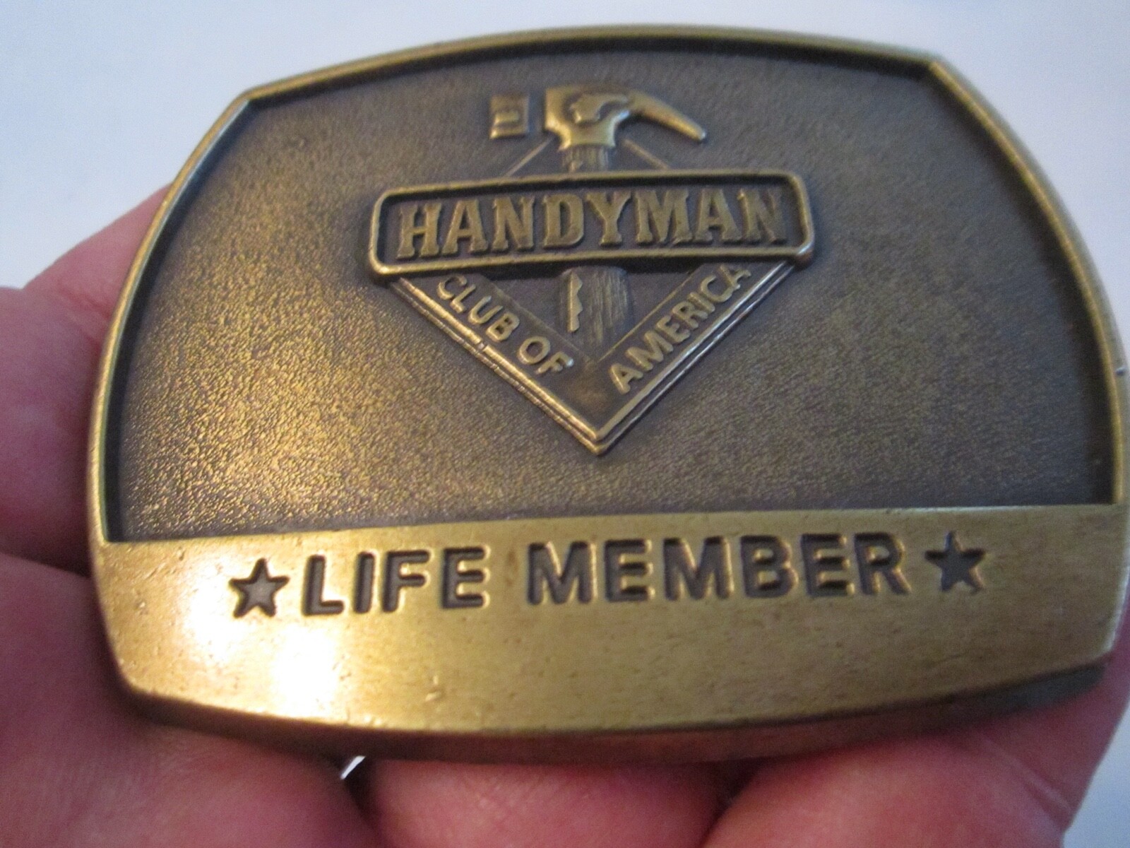 VINTAGE HANDYMAN LIFE MEMBER BELT BUCKLE – CLUB OF AMERICA – GW-14