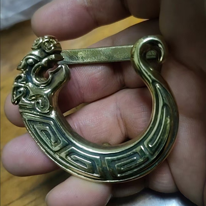 Dragon patterned belt buckle, pure copper smooth buckle accessory, brass