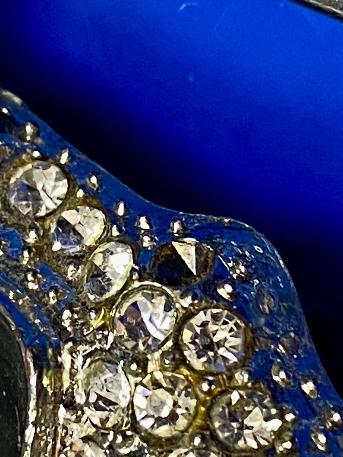 Figural Skull In Top Hat – Major Blue & White Rhinestone&rsquo;s! Belt Buckle