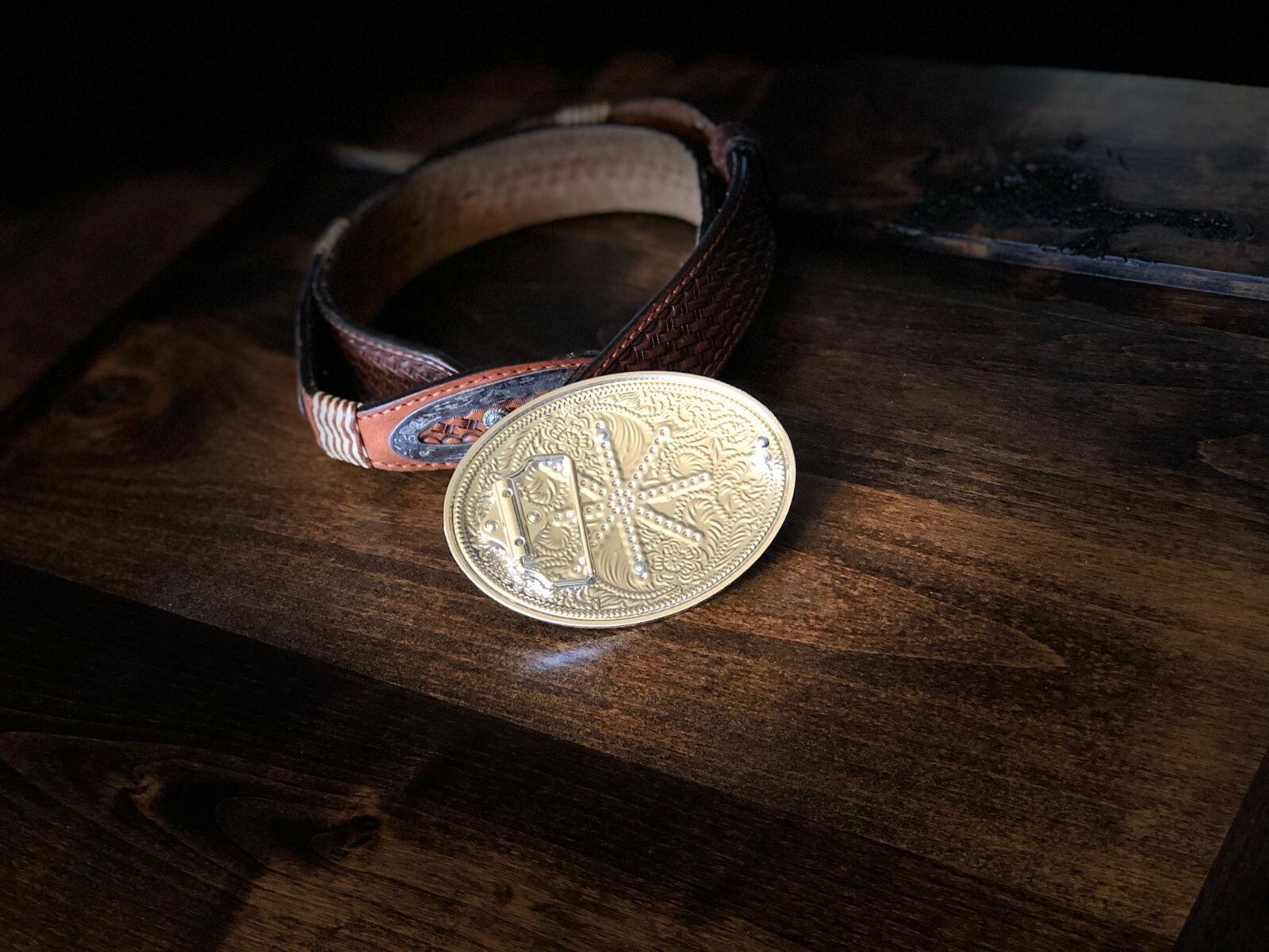 Large Oval Christian Praying Cowboy Buckle 3D Cowboy & Cross FREE SHIPPING!!!!