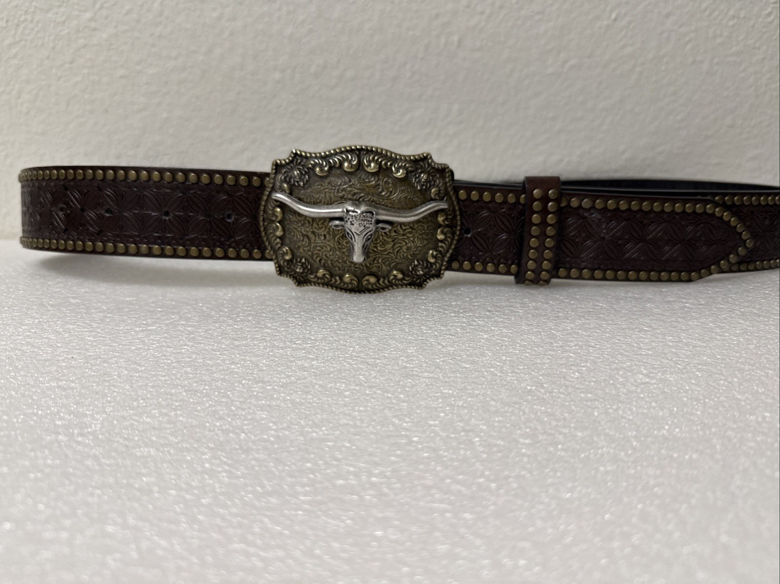 Men’s Size 33&Prime;-38&Prime; Brown Embossed Western Belt W/ Longhorn Buckle, Studded Edge