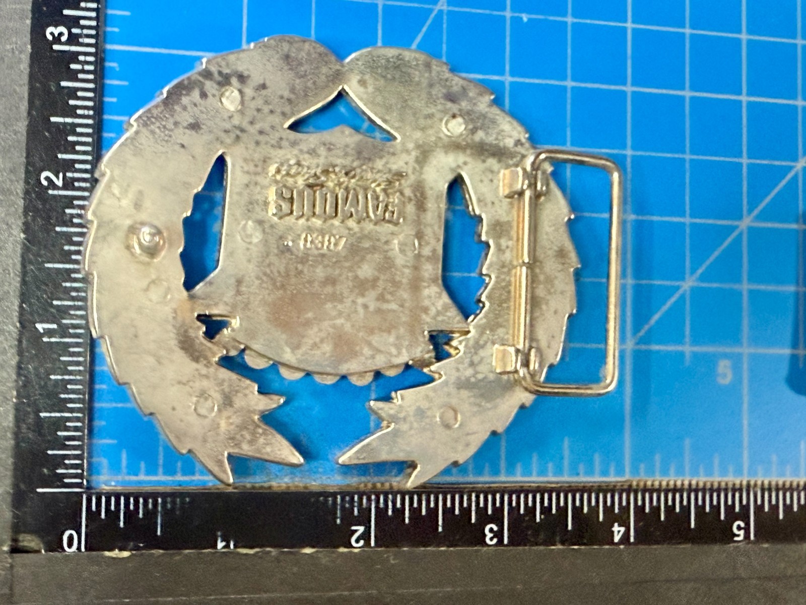 Cadillac Crown Logo Emblem Flag Silver Color Famous Stars & Straps Belt Buckle