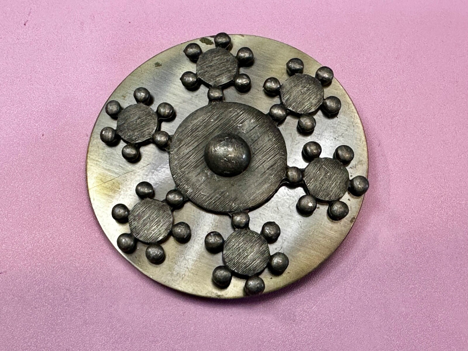 Retro Artisan Metal Work Unique Vintage Round Belt Buckle