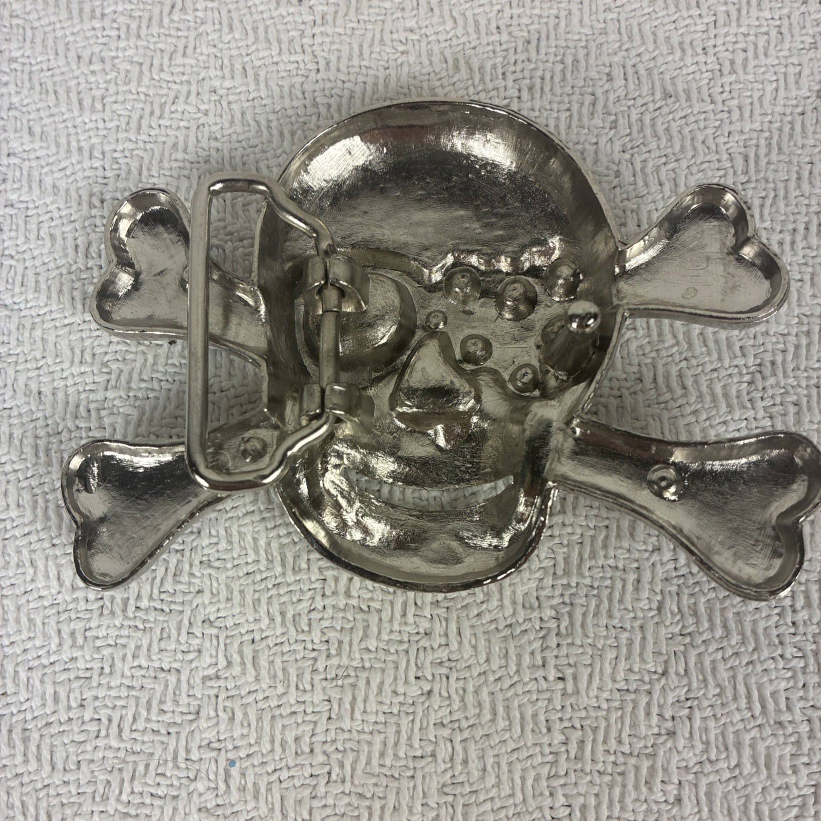 Belt Buckle Skull With Crossbones Blue Clear Rhinestones New No Tags