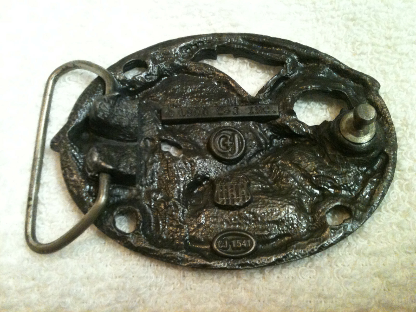 VINTAGE 1990 FLYING EAGLE C+J INC BELT BUCKLE MADE IN THE USA 1541
