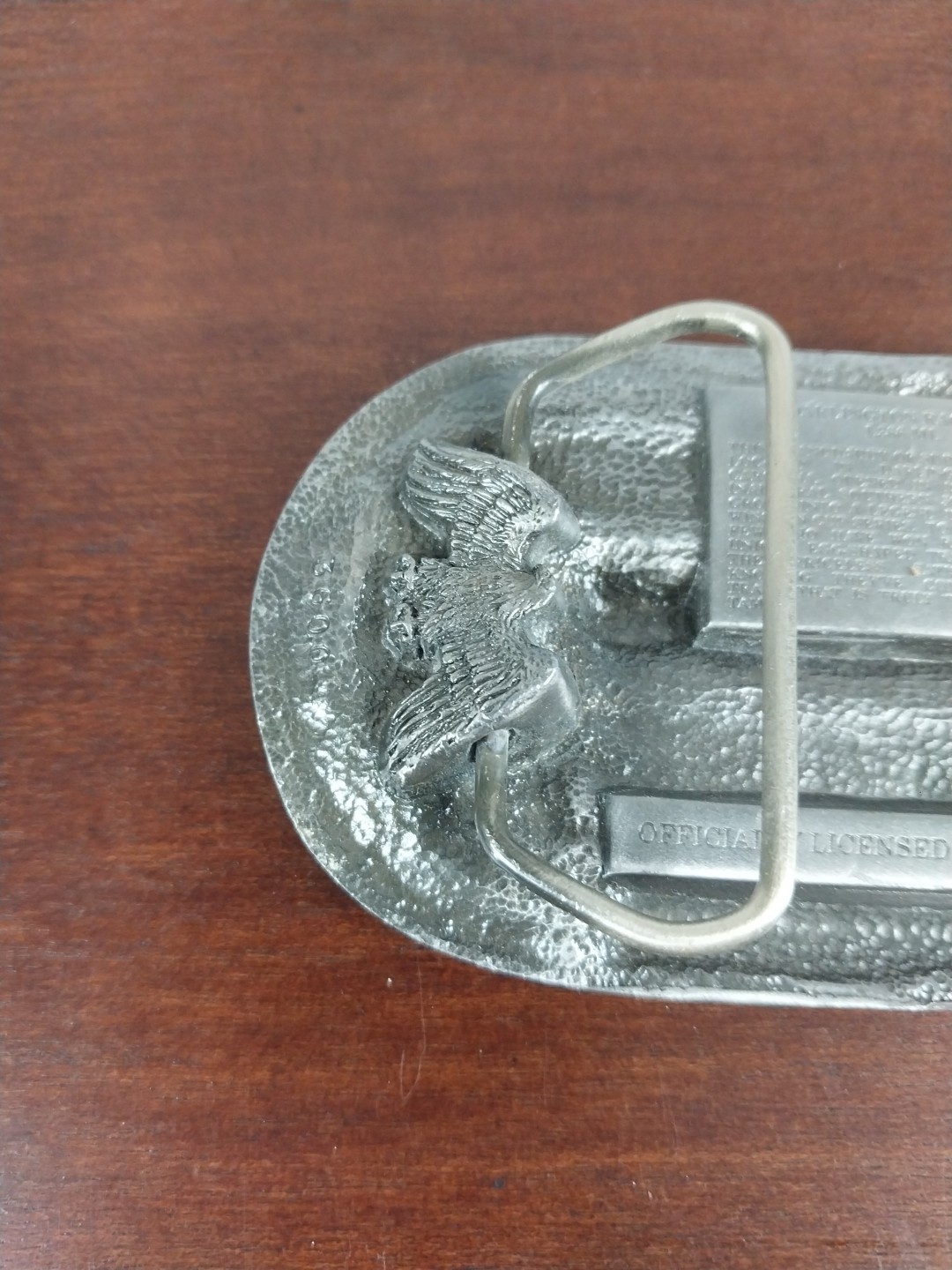 Darlington Speedway Racetrack Belt Buckle NASCAR USA Made « To Tough To Tame » N-1