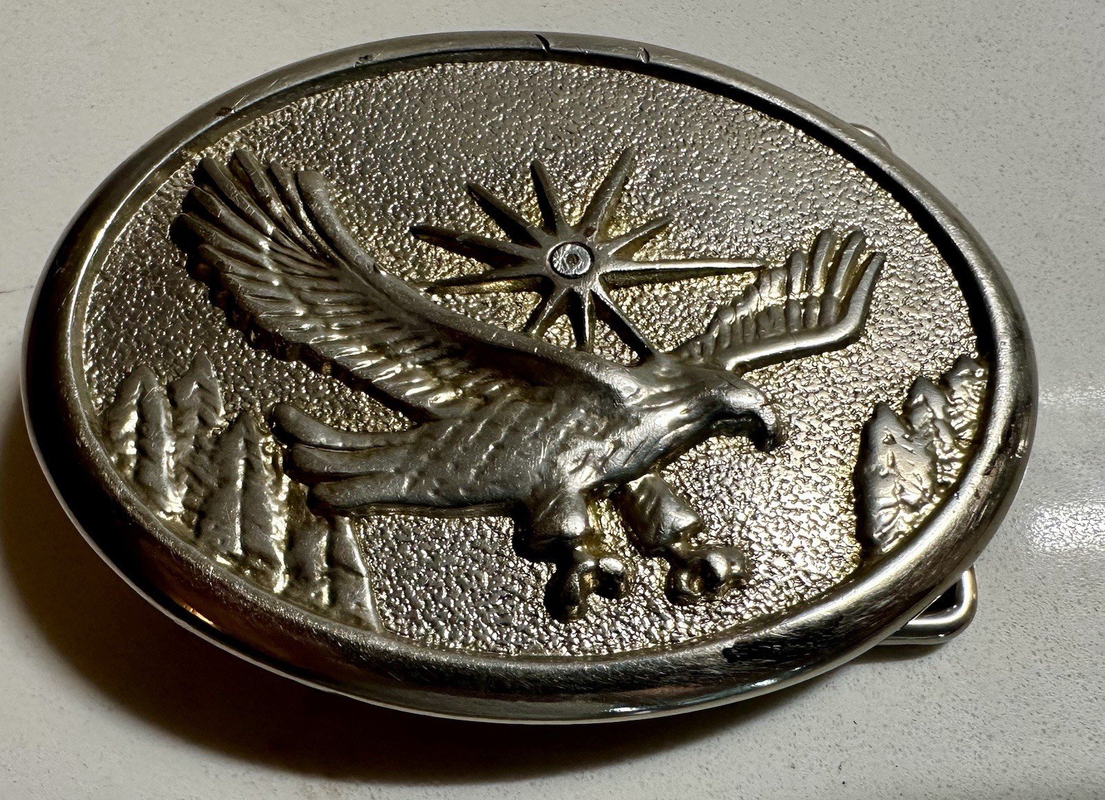 Men’s Vintage Eagle and Sun Metal Belt Buckle Silver Tone Western Americana 3.25