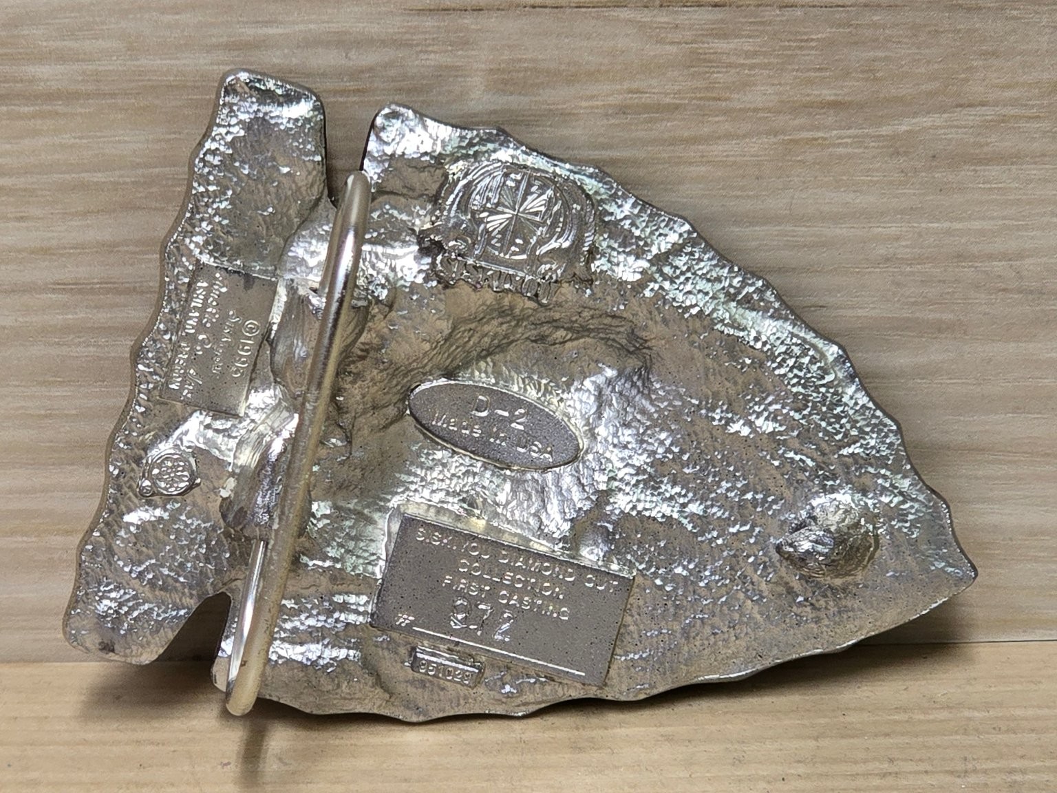 Vinyage Siskiyou DIAMOND CUT COLLECTION Silver Black Eagle Arrowhead Western