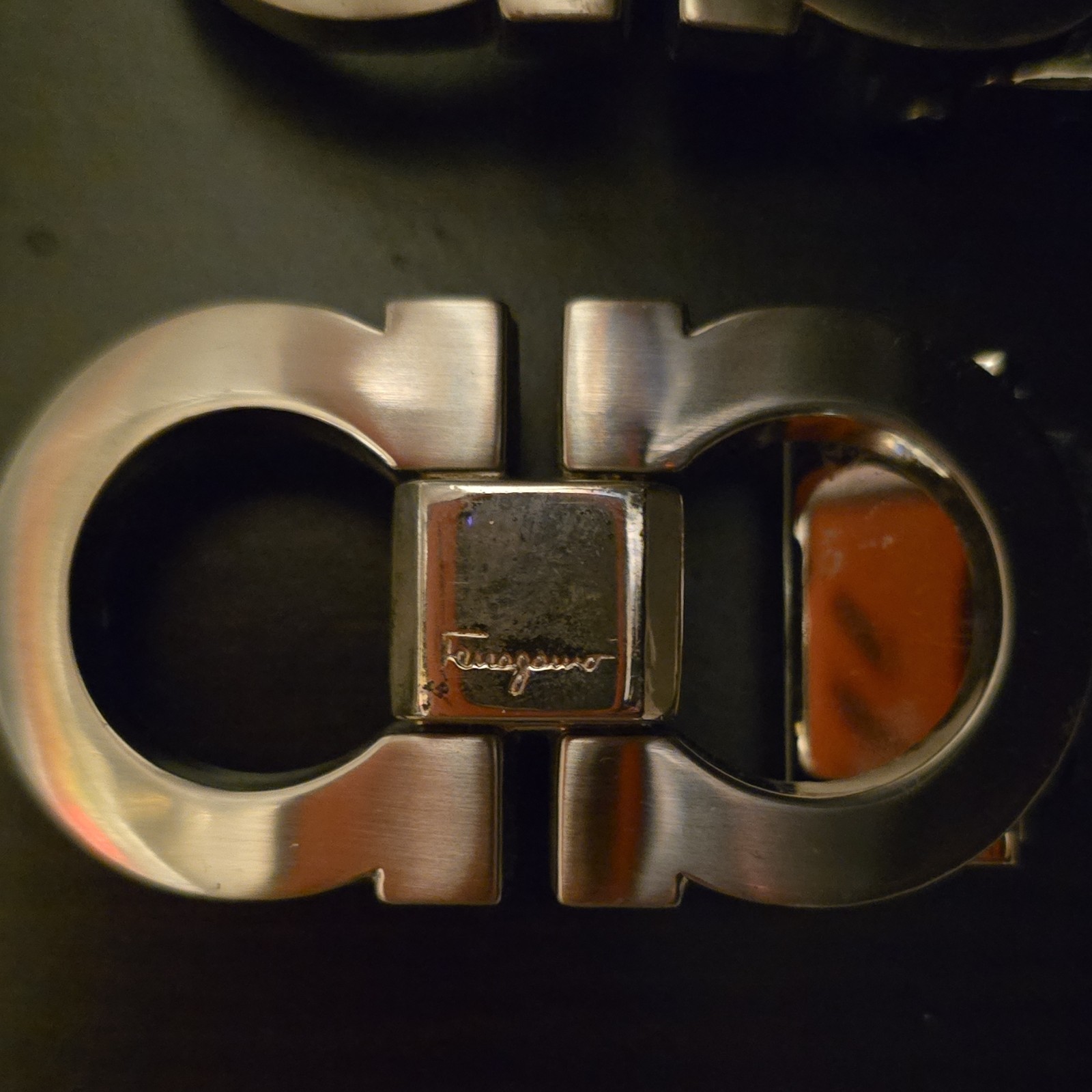 Salvatore Ferragamo Gancini Logo Clamp Belt Buckle Silver Metal Men&rsquo;s 1.25in