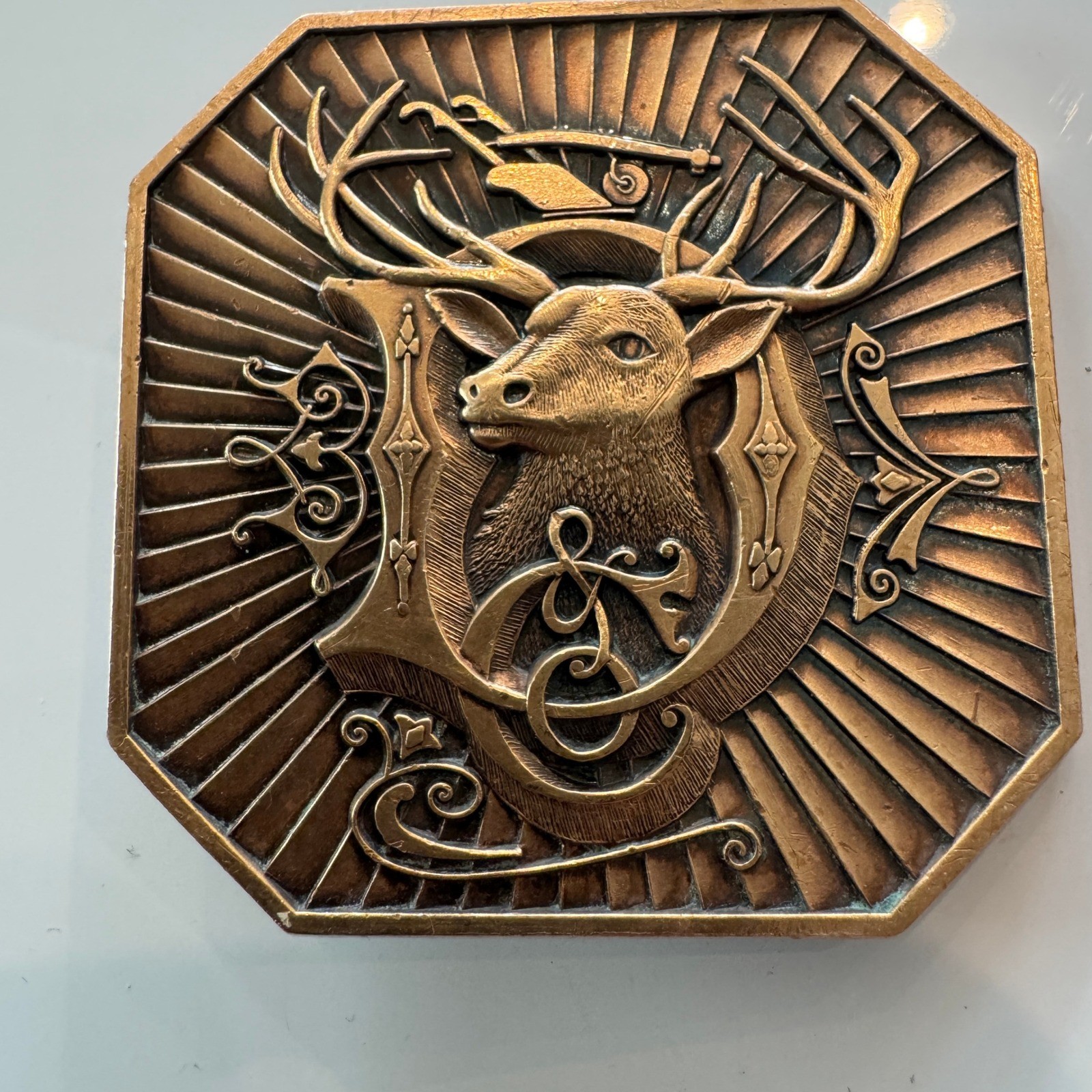 1987 Deere & Company Moline Illinois Octagon Buck Belt Buckle Deere Stag D Logo