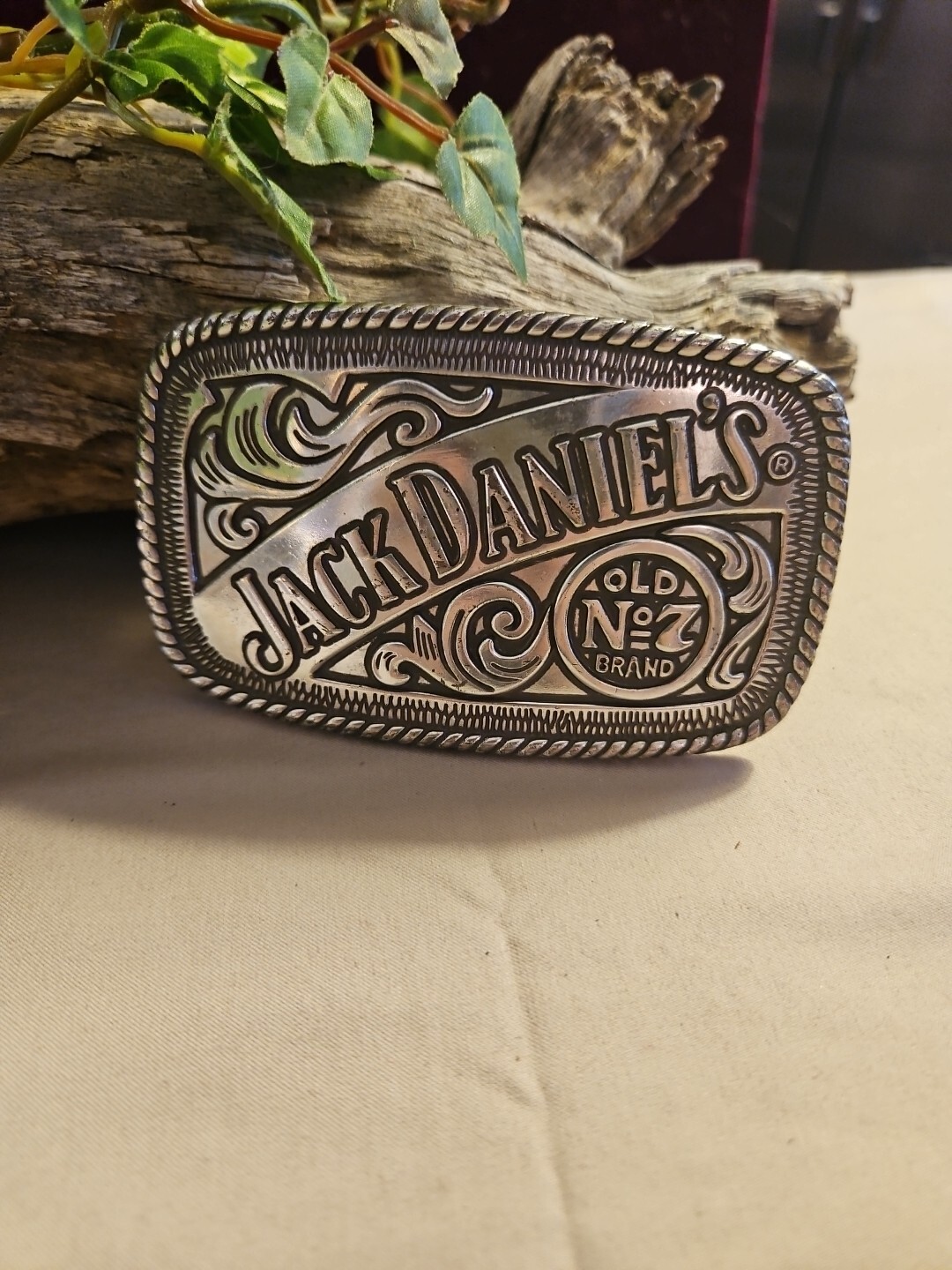 TC13138 Really Great Sha2005 **JACK DANIEL&rsquo;S OLD NO. 7 BRAND** BOOZE BELT BUCKLE