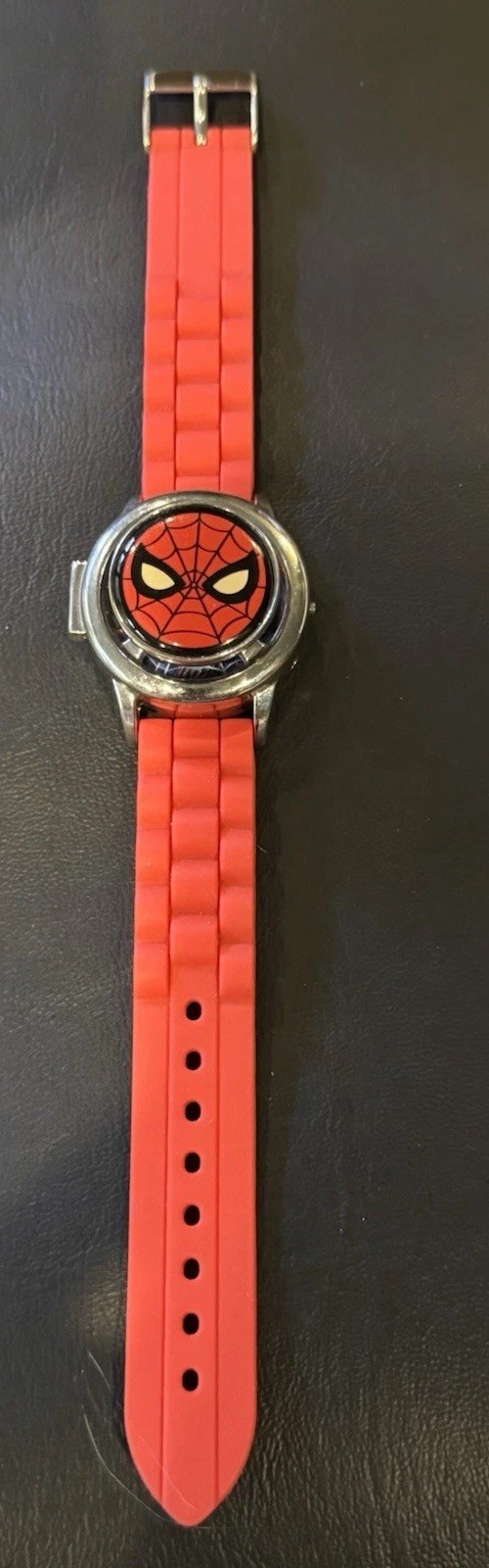 Marvel Spider-Man Digital Flip Top Watch & Large Spider-Man Belt Buckle Lot