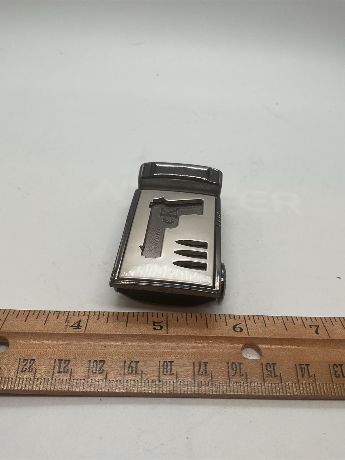 CALVIN KLEIN – Metal Belt Buckle With Gun Cutout – Black & Silver