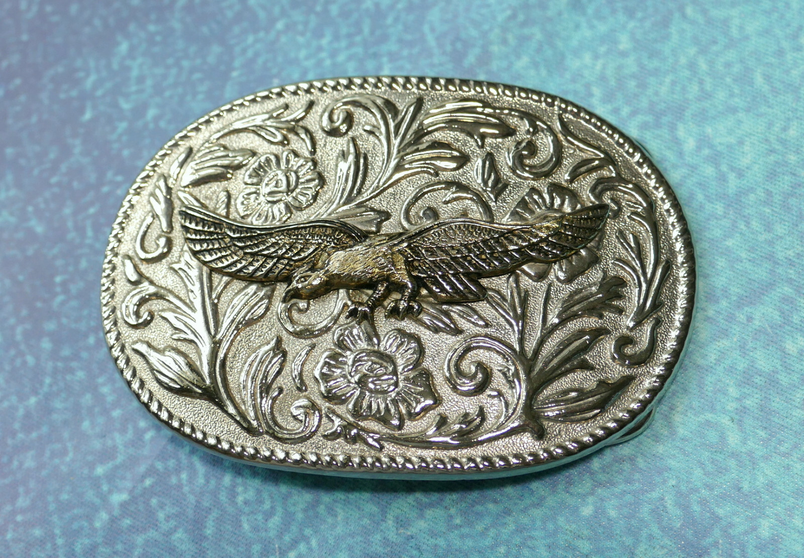 FLYING EAGLE Silver Tone Belt Buckle – NEW Filigree Spread Wings Soaring on Find
