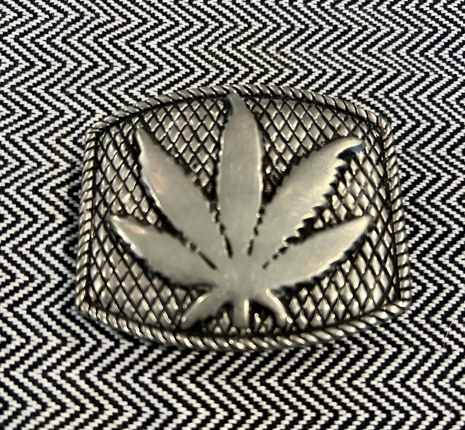 Vintage Lucien Pellet-Finet Gunmetal Leaf Belt Buckle – 2.75”x2.5”