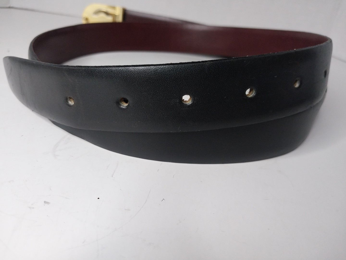 47in Men Reversable Italian Leather Belt, Burgandy/brown &Black. Gold Buckle.