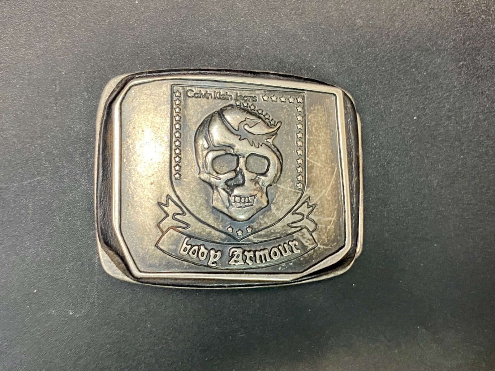 Skull – Body Armor Ribbon – unique Vintage Metal Belt Buckle
