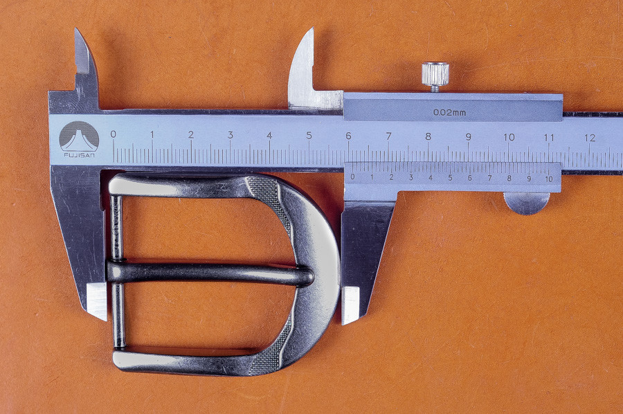 Metal Square Single Prong Pin Belt Buckle Fits 40MM Tongue Leather Belts Straps