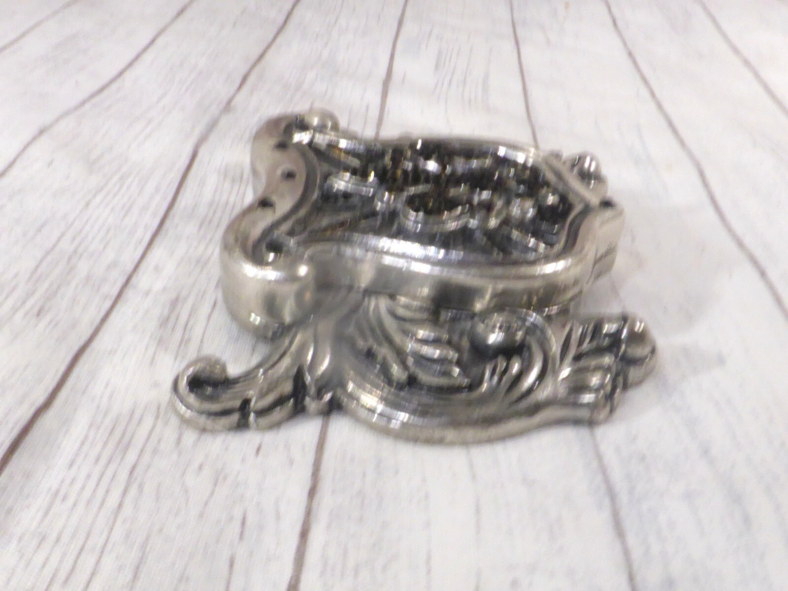Silver Dagger Fleur De Lis Silvertone Belt Buckle with Black Crystals