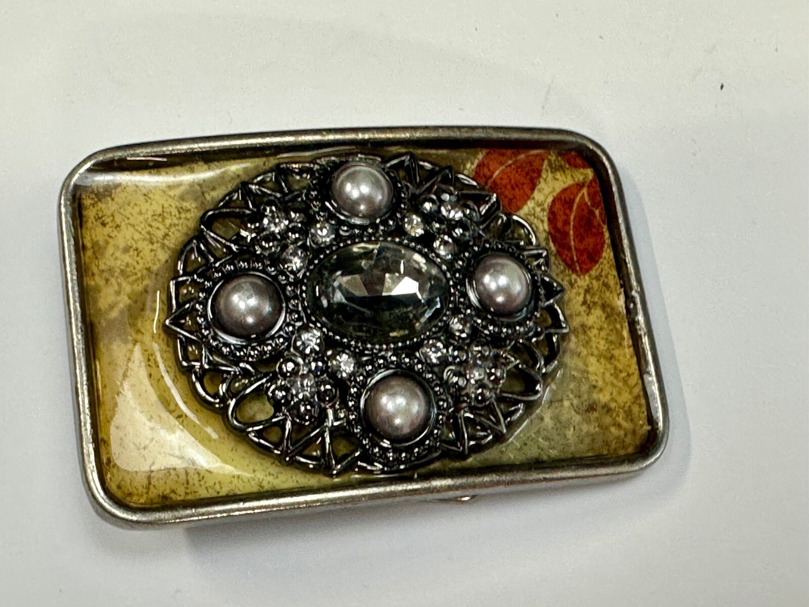 Chunky Raised Flower Swirl Theme Oval Cluster In Rectangular Belt Buckle