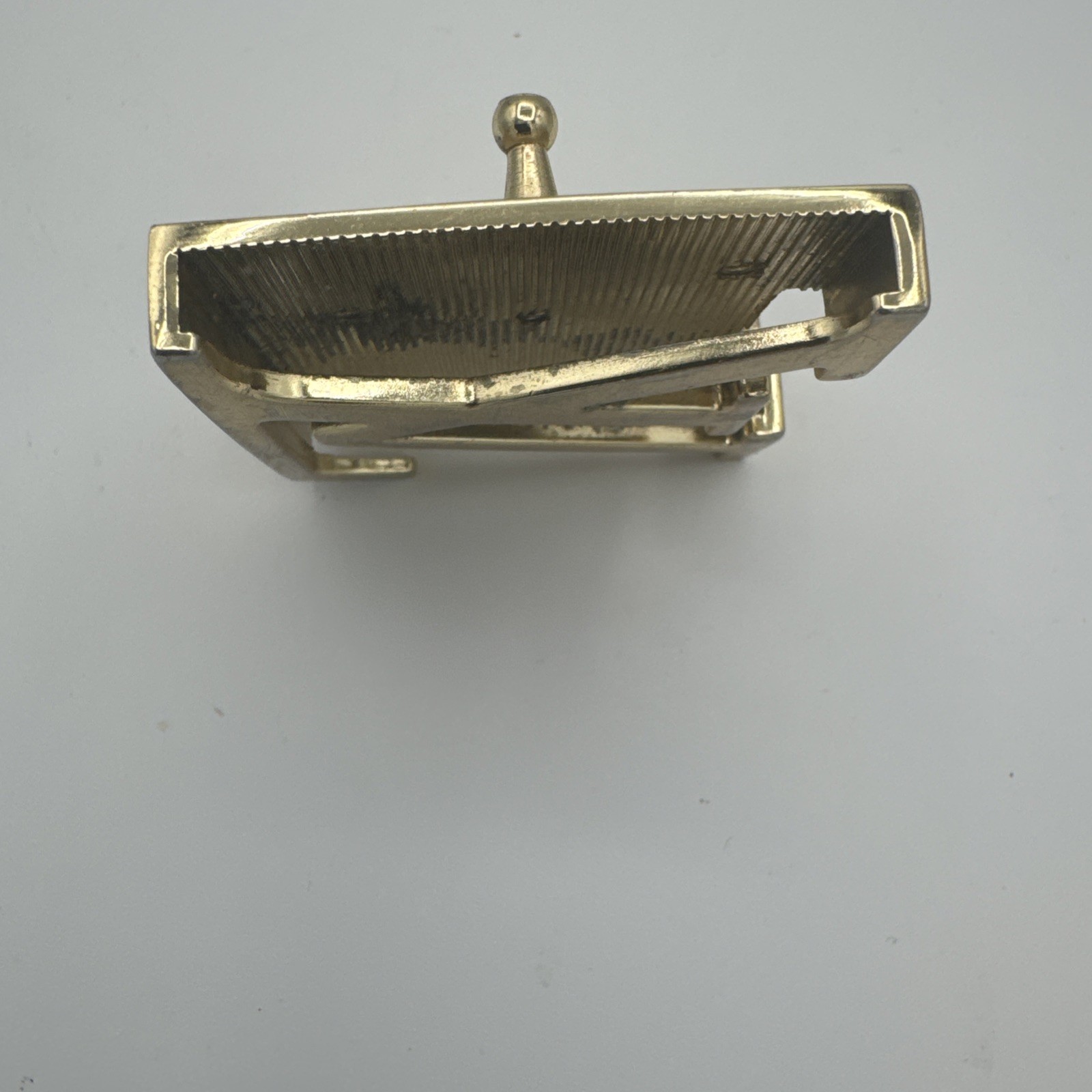 Louis Vuitton LV Iconic Gold Belt Buckle Unisex