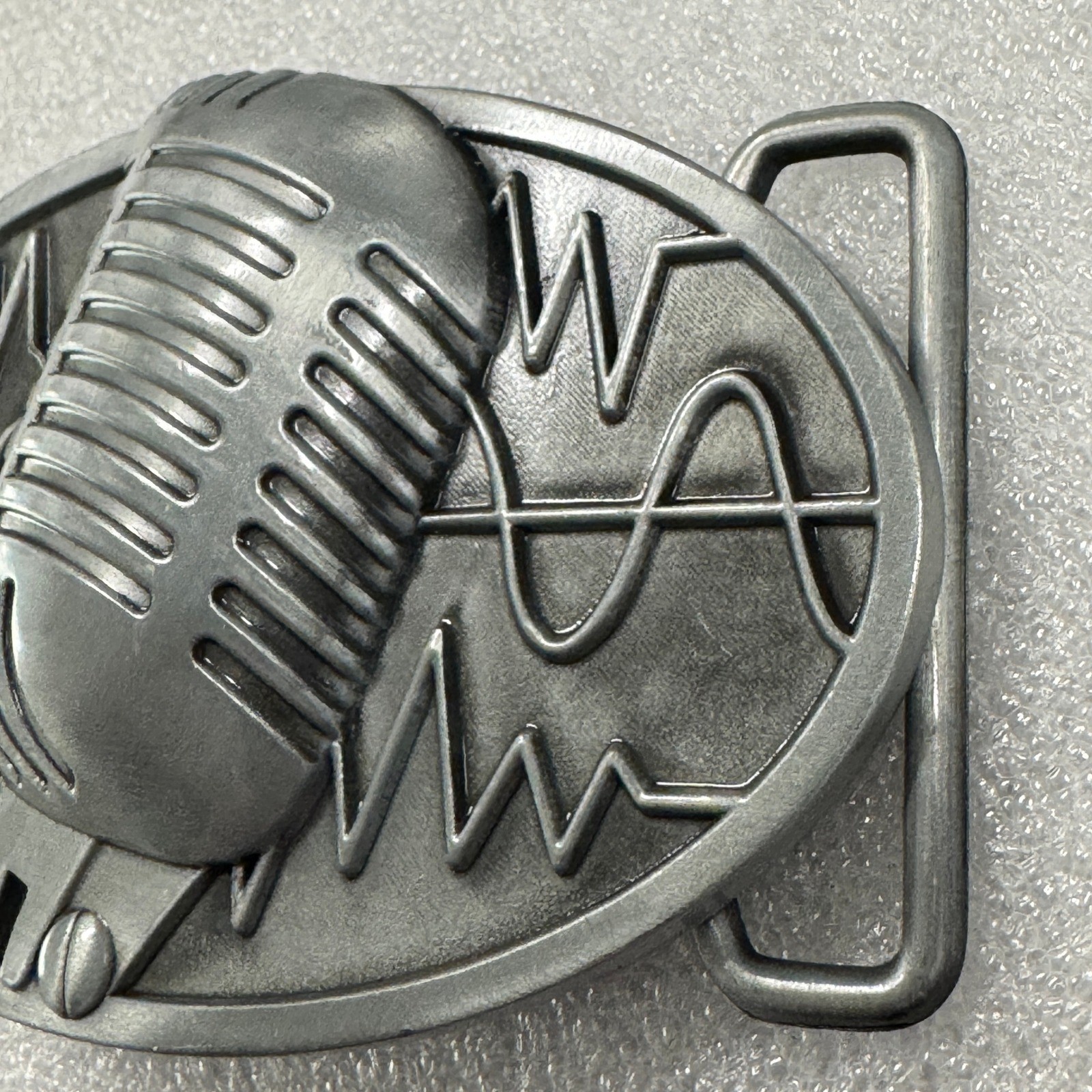 Microphone Sound Wave Belt Buckle Retro Music Rockabilly Metal