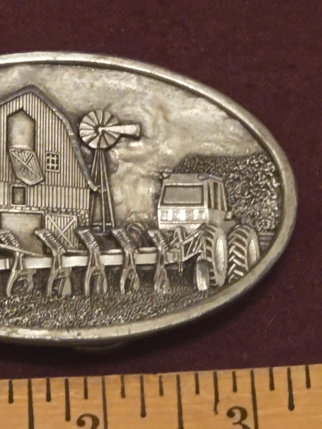 VTG Belt Buckle BARN 1984 Bergamot Brass Works Pewter Farming T 149 Made in USA