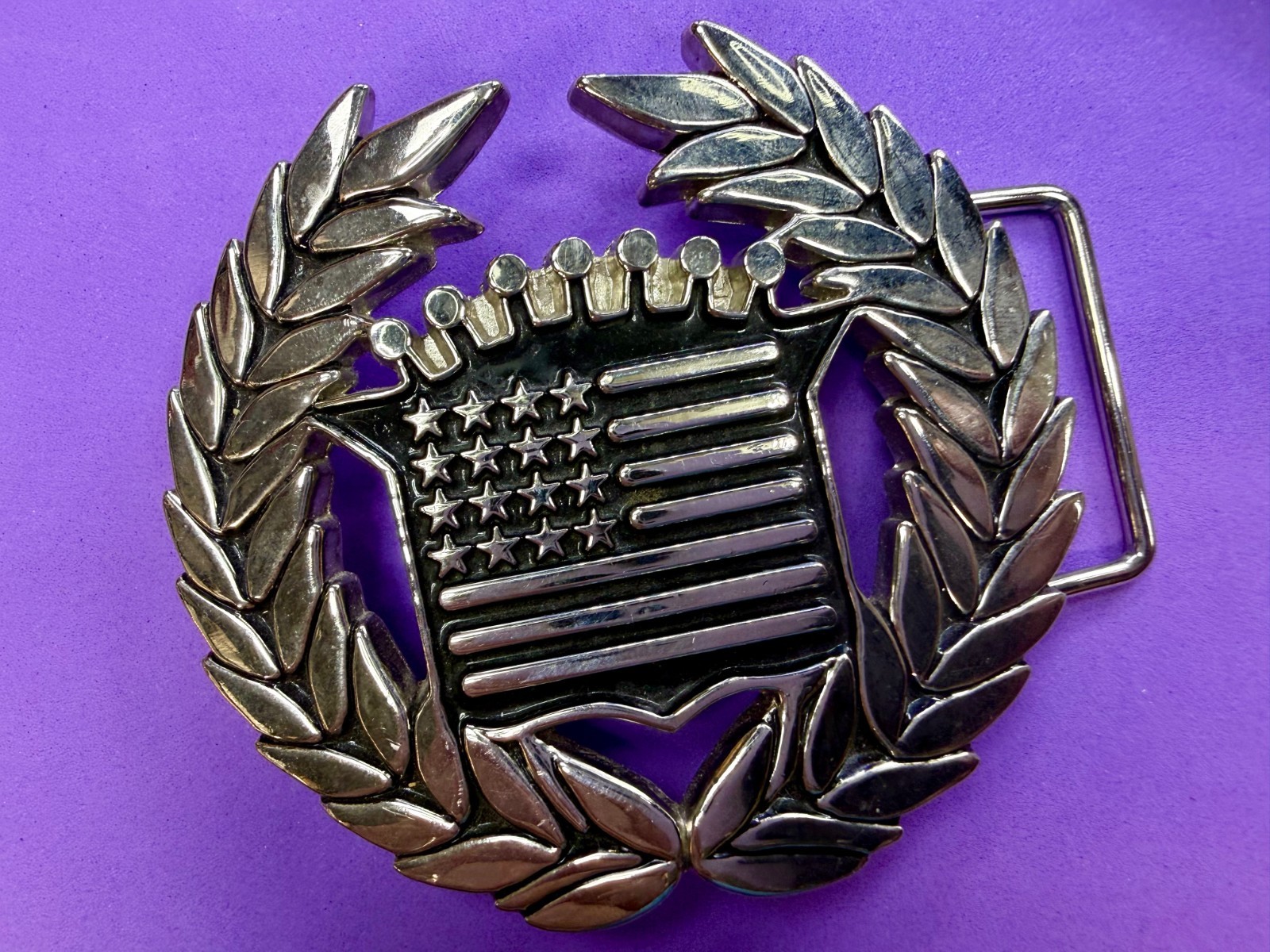 Famous Stars & Stripes Cadillac Crown Logo Olive Branch Silver Color Belt Buckle