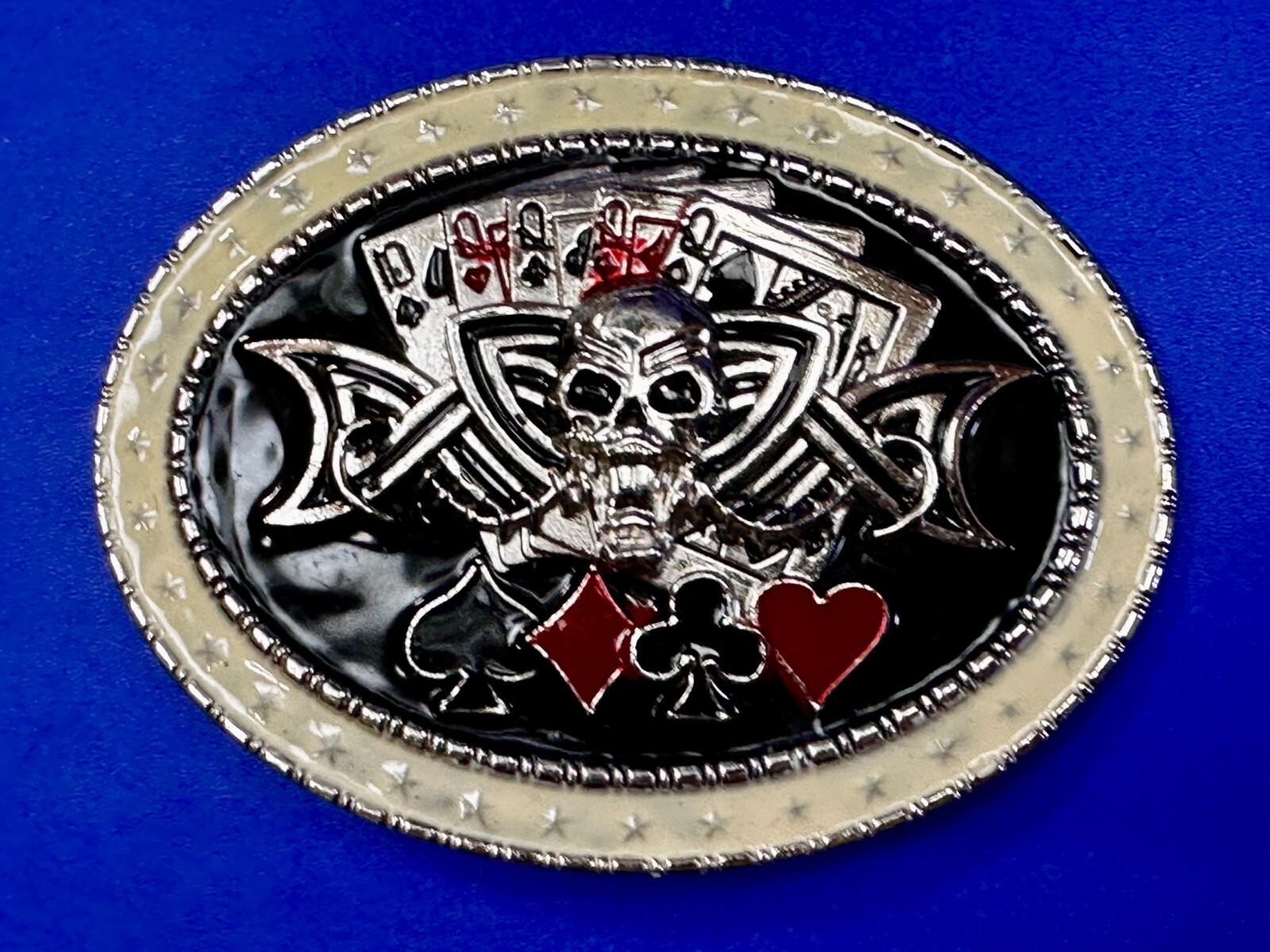Lucky Gambling Skull Straight Flush Poker Playing Card 4 Queen&rsquo;s Belt Buckle
